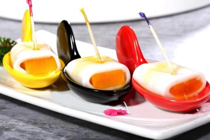 BAIWEICHAUN RESTAURANT·Pavilion Court · Friendship Court