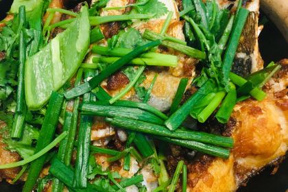 XIAO BEI JIANG HE XIAN