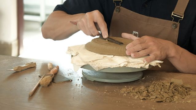 zao mu tao yi gong zuo shi （ yu yue zhi ）