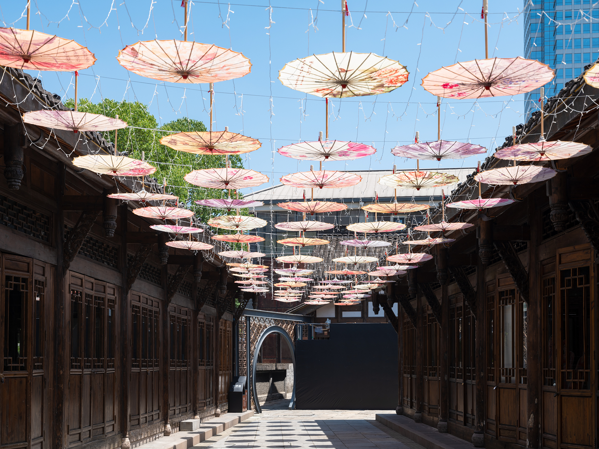 Hotels near Lan Kwai Fong Chengdu