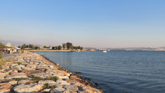 Bostanli Coast