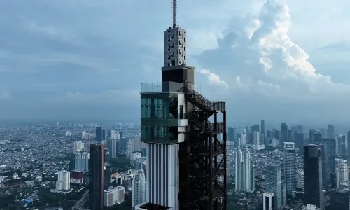 UP at Thamrin Nine
