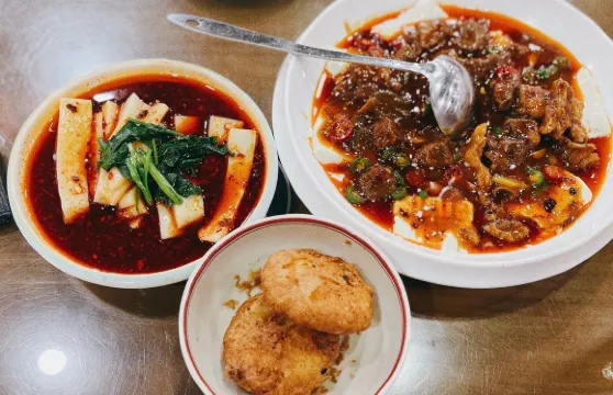 盛唐府乾州酸汤面