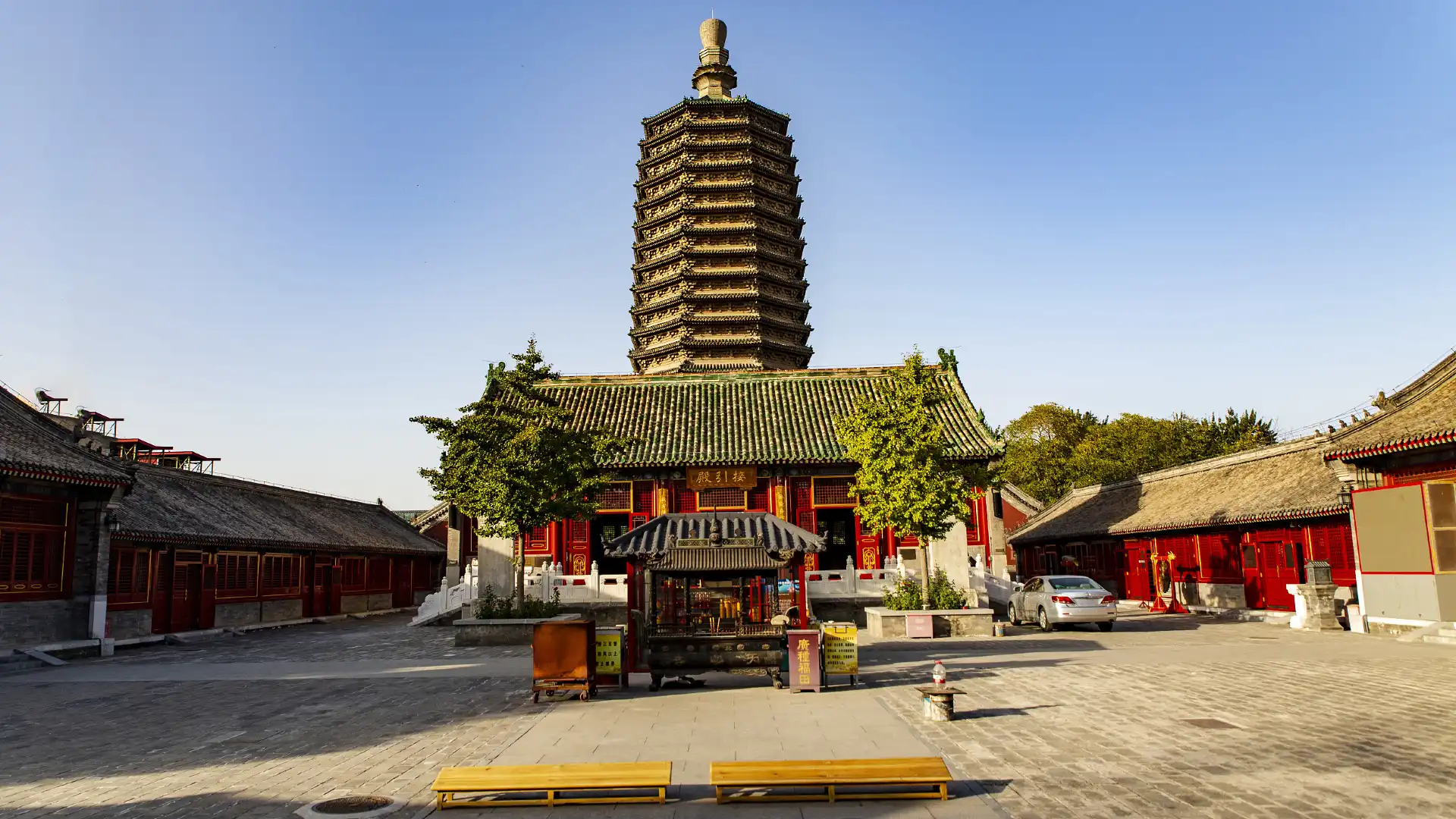 Hotels near Tianning Temple
