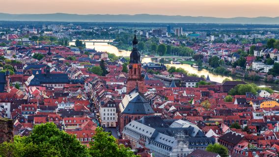 法蘭克福+海德堡+海德堡城堡+呂德斯海姆+畫眉鳥小巷一日遊