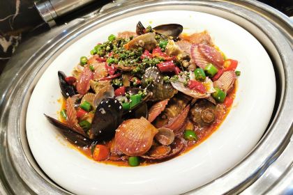 WU TONG SHU JIA RI JIU DIAN HUAN DAO CAN TING