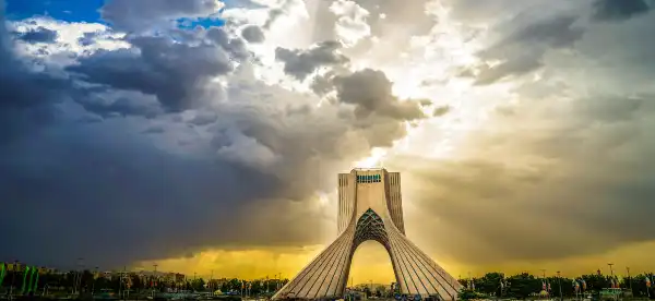 Hotel di Tehran