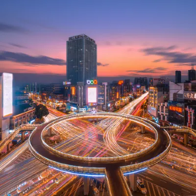 Hotels near Huaisu Park