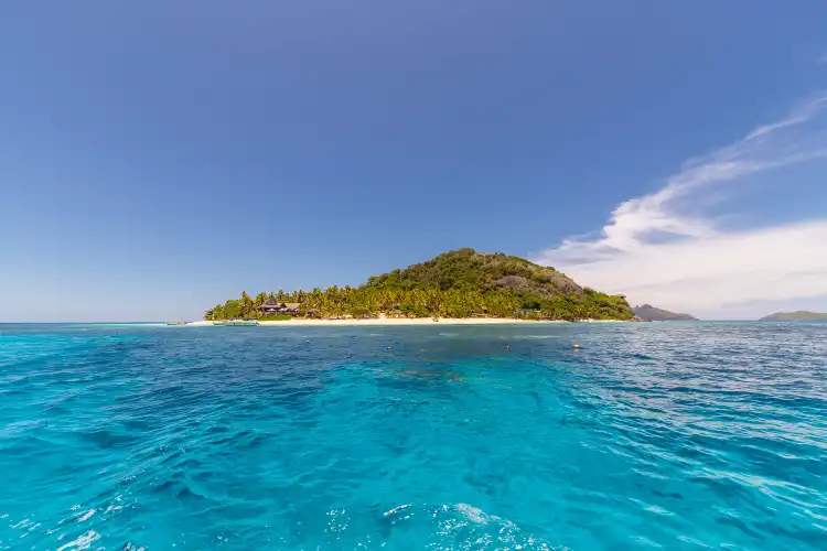 Hotels near Matamanoa Island