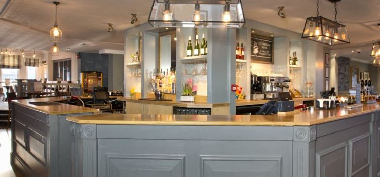 The Grapes, Formby