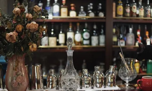 Bar Nostalgia