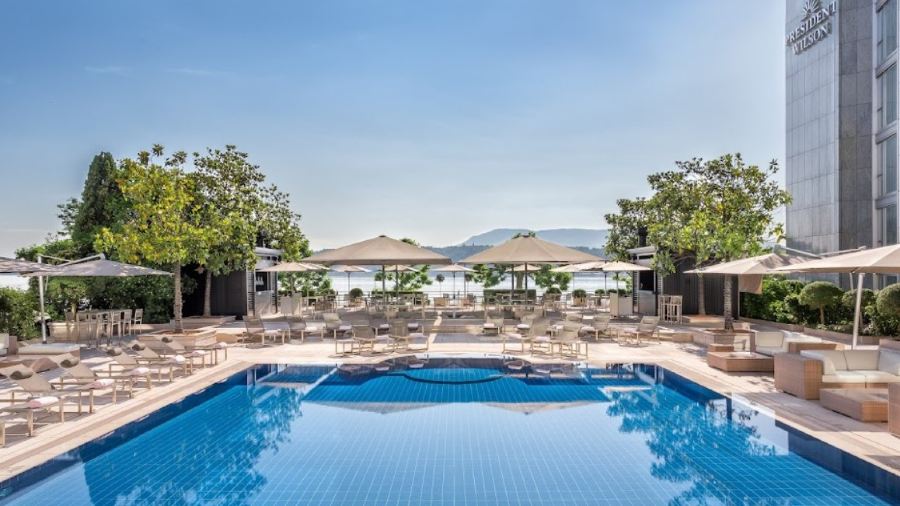 Rive Droite by Michel Roth