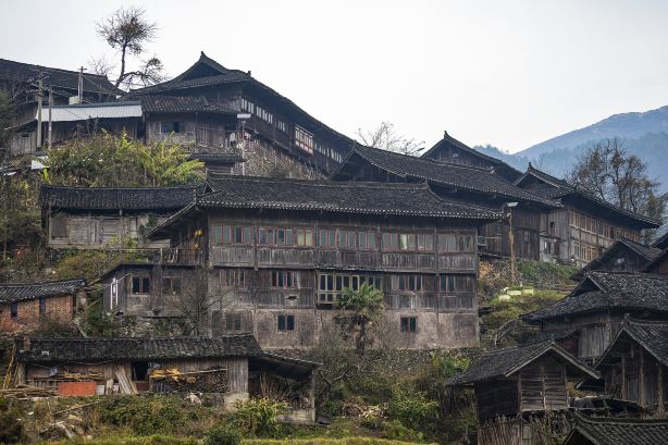 烏東苗寨