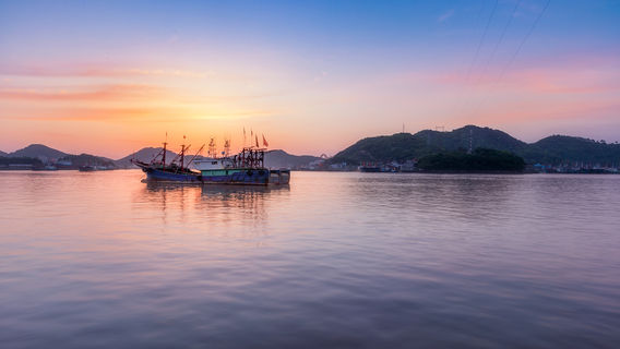 Sunrise Sightseeing in Xiangshan