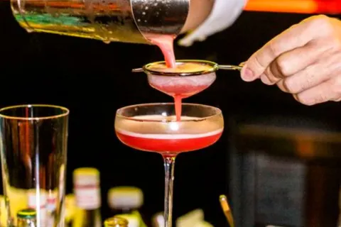 隱醉Wave ·海景酒吧（遊艇碼頭旗艦店）