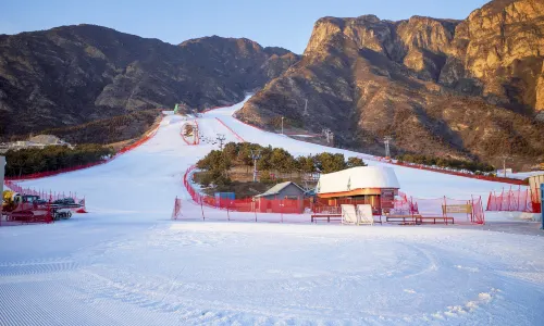 萬科石京龍滑雪場
