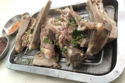马义黑白条烤羊肉