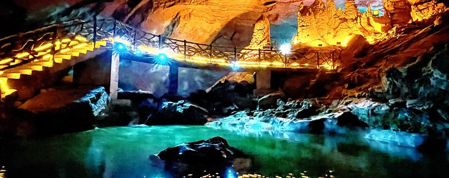 石板溪娃娃魚景區