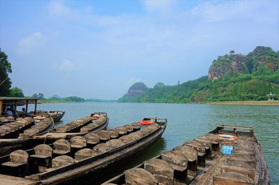 Xianshuiyan Luxi River Bamboo Rafting