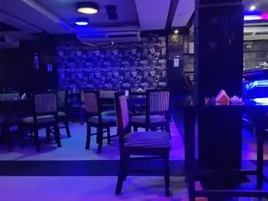 Top 10 Local Restaurants in Dhaka