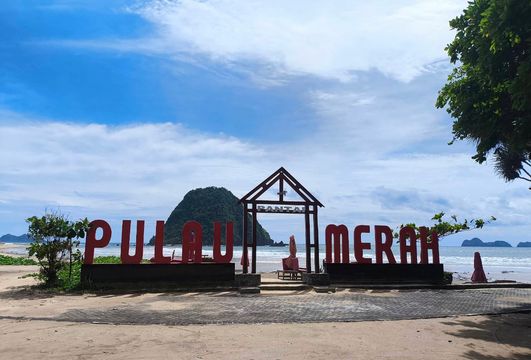 Red Island Beach