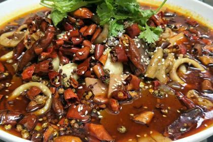 麻辣婆婆·融合餐厅(崇高路店)