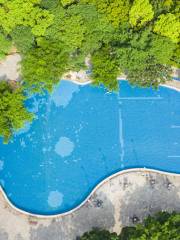 Huquan Banshan Hot Springs