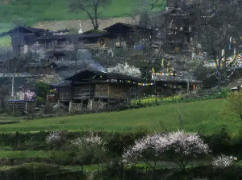 Popular Spring Outings in Nujiang