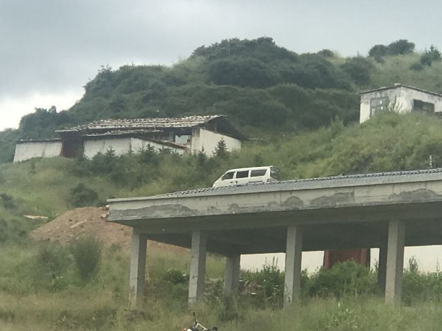 郎木寺鎮天葬台