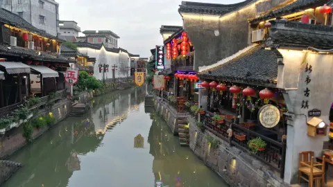 仙潭老湯麵館 in 德清