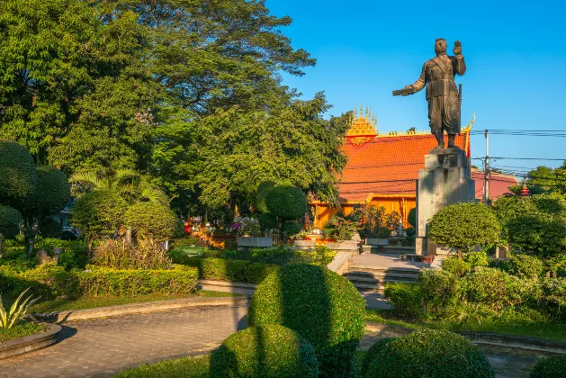 鄰近Avocado garden Laos的酒店