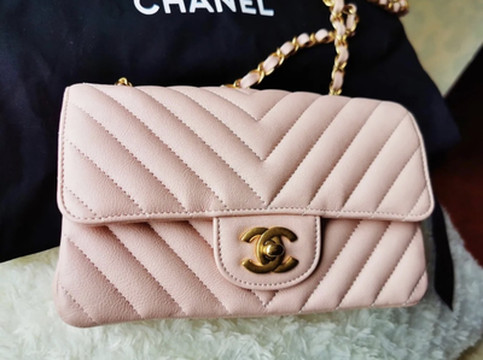 パリ🇫🇷】カンボン通りCHANEL本店‎🤍本店限定ショッパーも🛍 | Trip