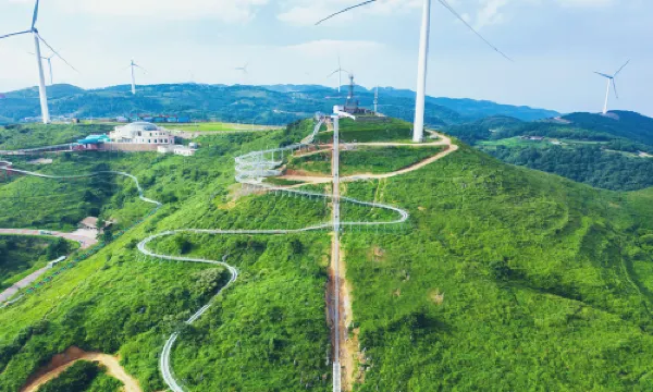 พื้นที่ท่องเที่ยวทุ่งหญ้าภูเขา