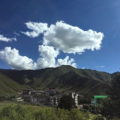 拉萨松赞林卡酒店·餐厅 User Photo