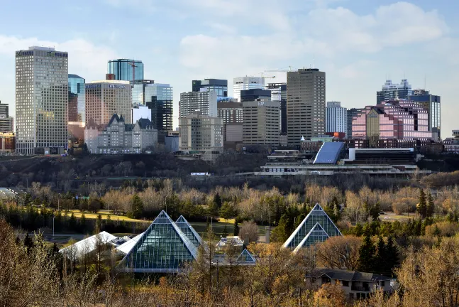 Flyg till Korla från Edmonton