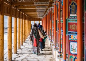 Flüge mit Cathay Pacific nach Xiahe