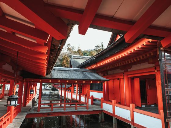 Đền Itsukushima