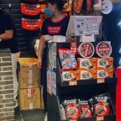 HEY HEY BLACK SMELLY TO-FU User Photo