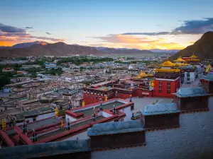 Tashilhunpo Monastery