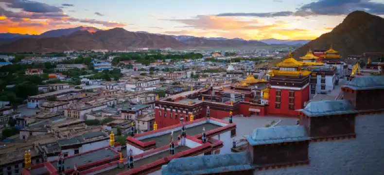 Hotéis em Shigatse
