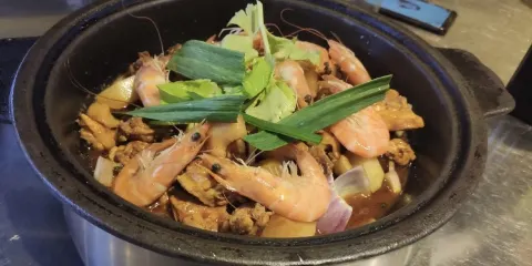 蜀八婆香汁燜鍋(田東店)