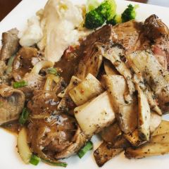 Laoyejiudianyuntianzizhucanting User Photo