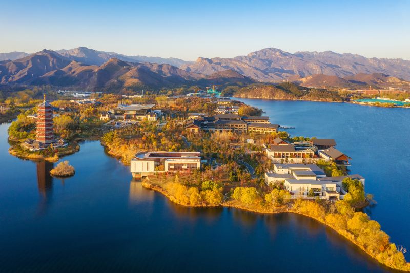 Yanqi Lake