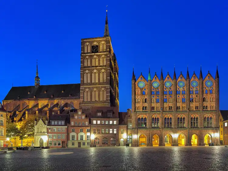 Hotels near Rathaus Stralsund