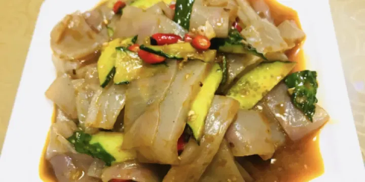 綿陽市石頭魚黃燜魚(洋縣分店)