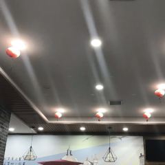 华莱士·全鸡汉堡(上犹胜利店) User Photo