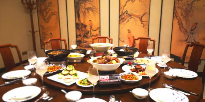 源龍大酒店中餐廳