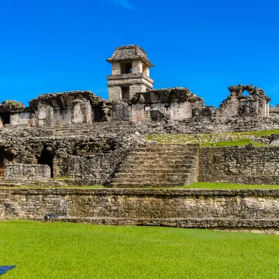 Hotel dekat Zona arqueológica de Coba