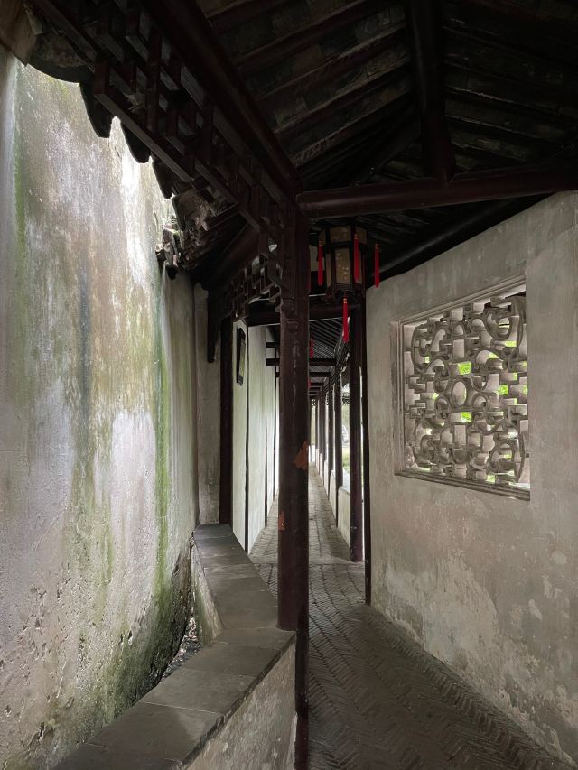 Lingering Garden