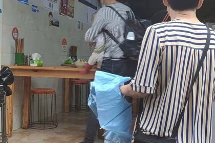 晓晓凉面(望江公寓店)